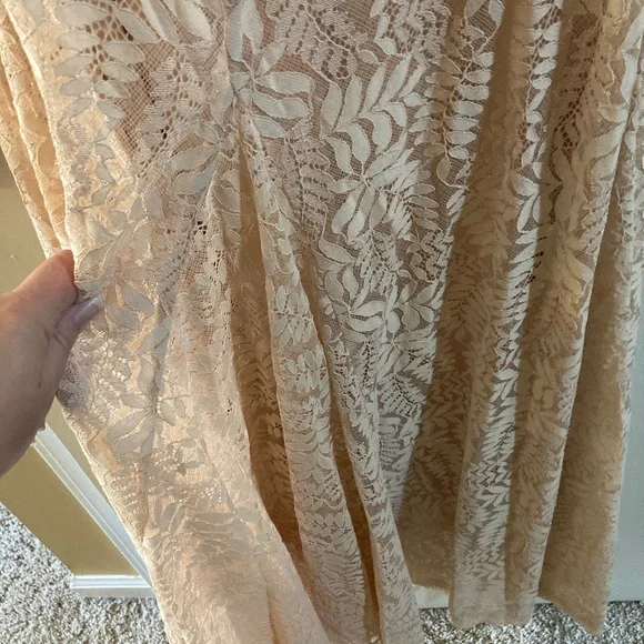 NWT Anthropologie Fame and Partners Sz 12 Blush Lace gown prom formal - Picture 6 of 7